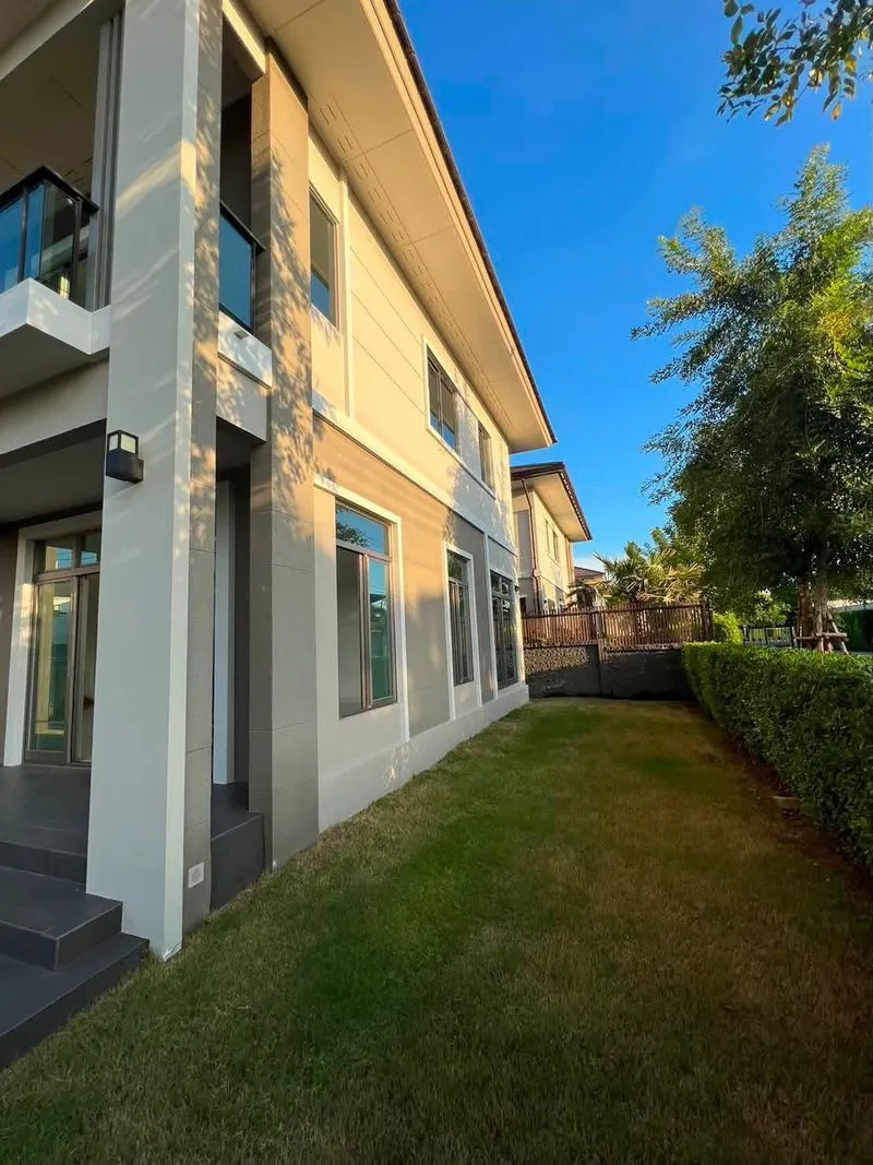 The Palm : Krungthep Kreetha – Wongwaen | Luxury 4-Bedroom Detached House for Rent
