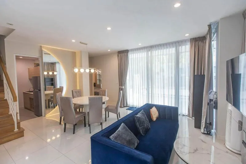 Luxury 3-Storey Semi-Detached House for Rent at Baan Klang Muang CLASSE Ekkamai–Ramintra